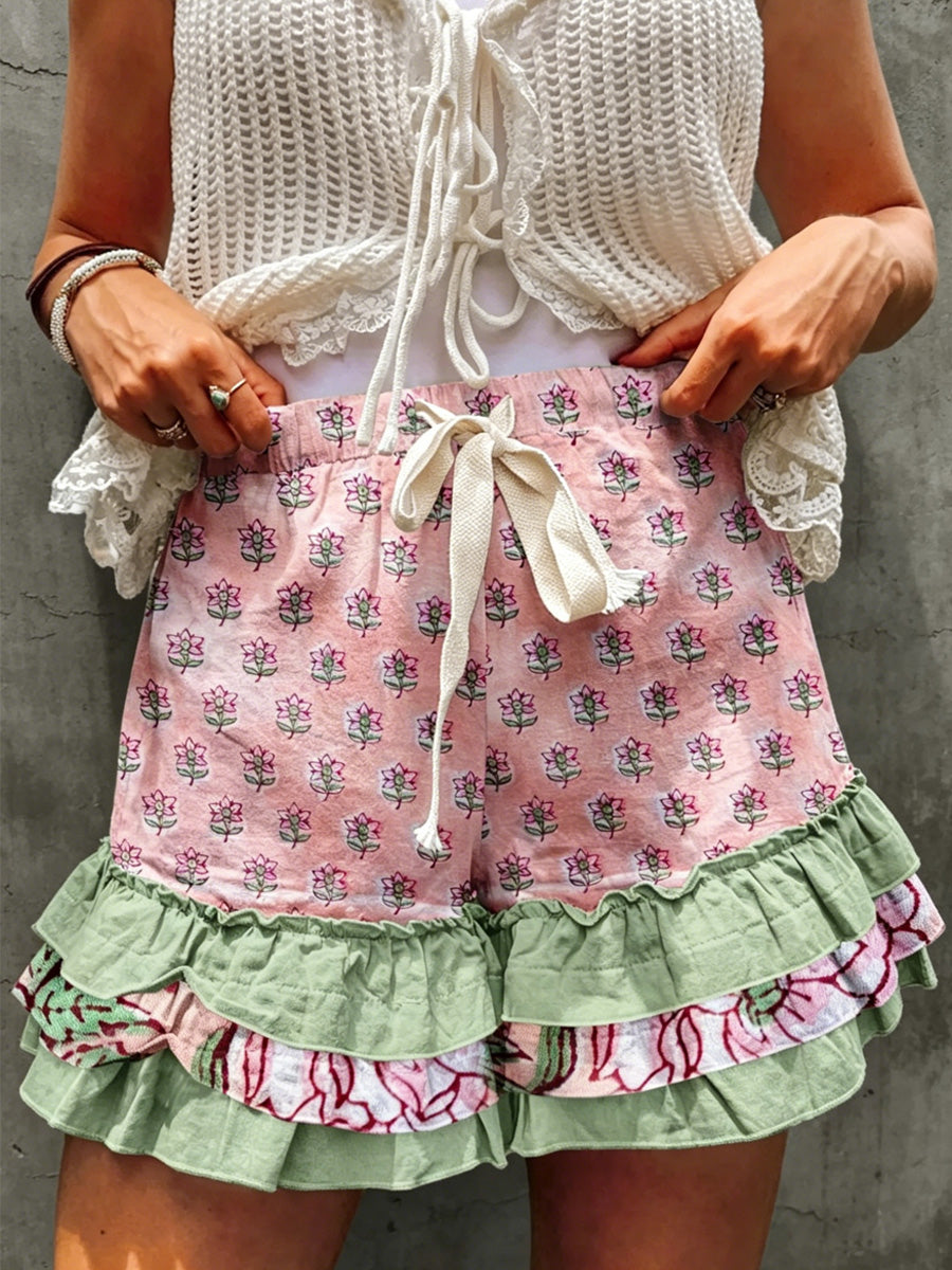 Women's Retro Floral Color-Blocked Art Print Casual Multi-Layer Ruffle Shorts